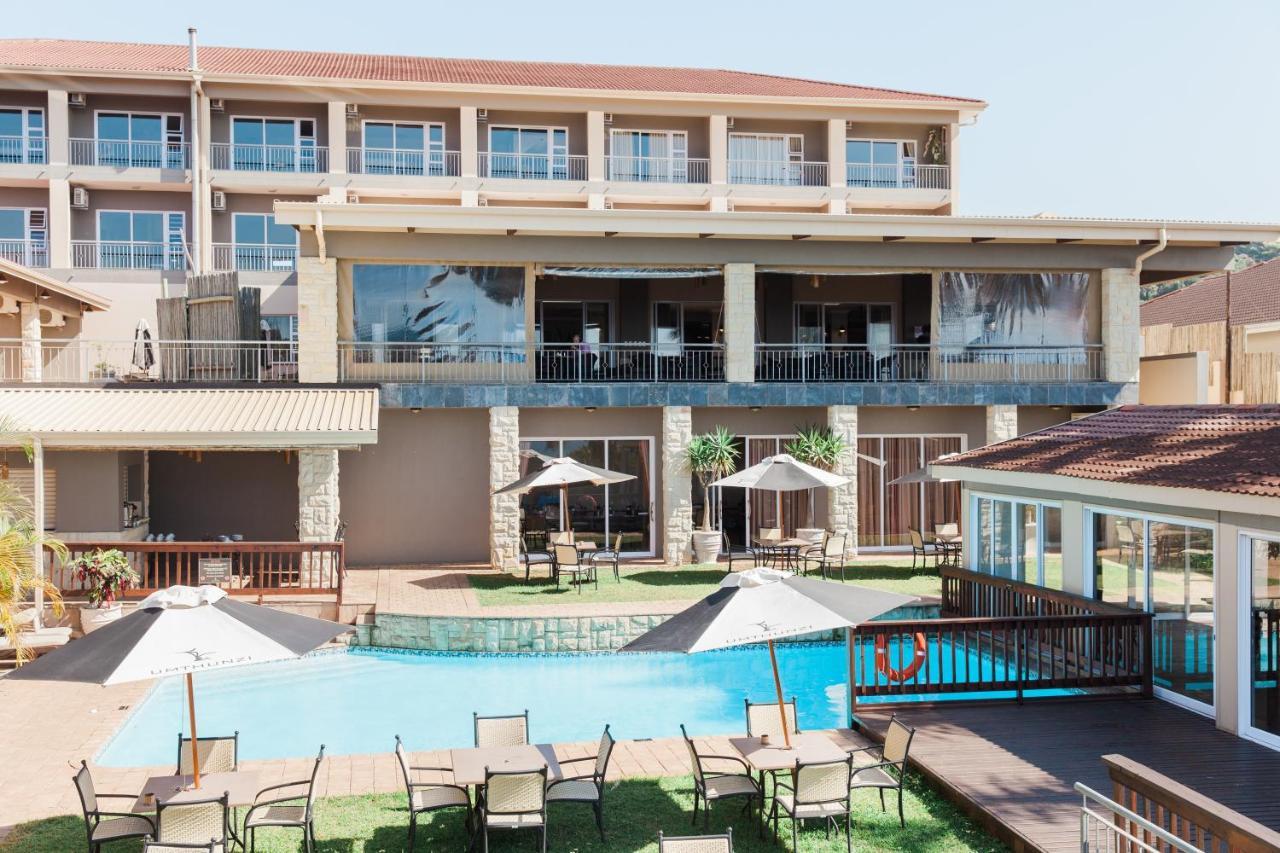 Umthunzi Hotel And Conference Umtentweni Buitenkant foto